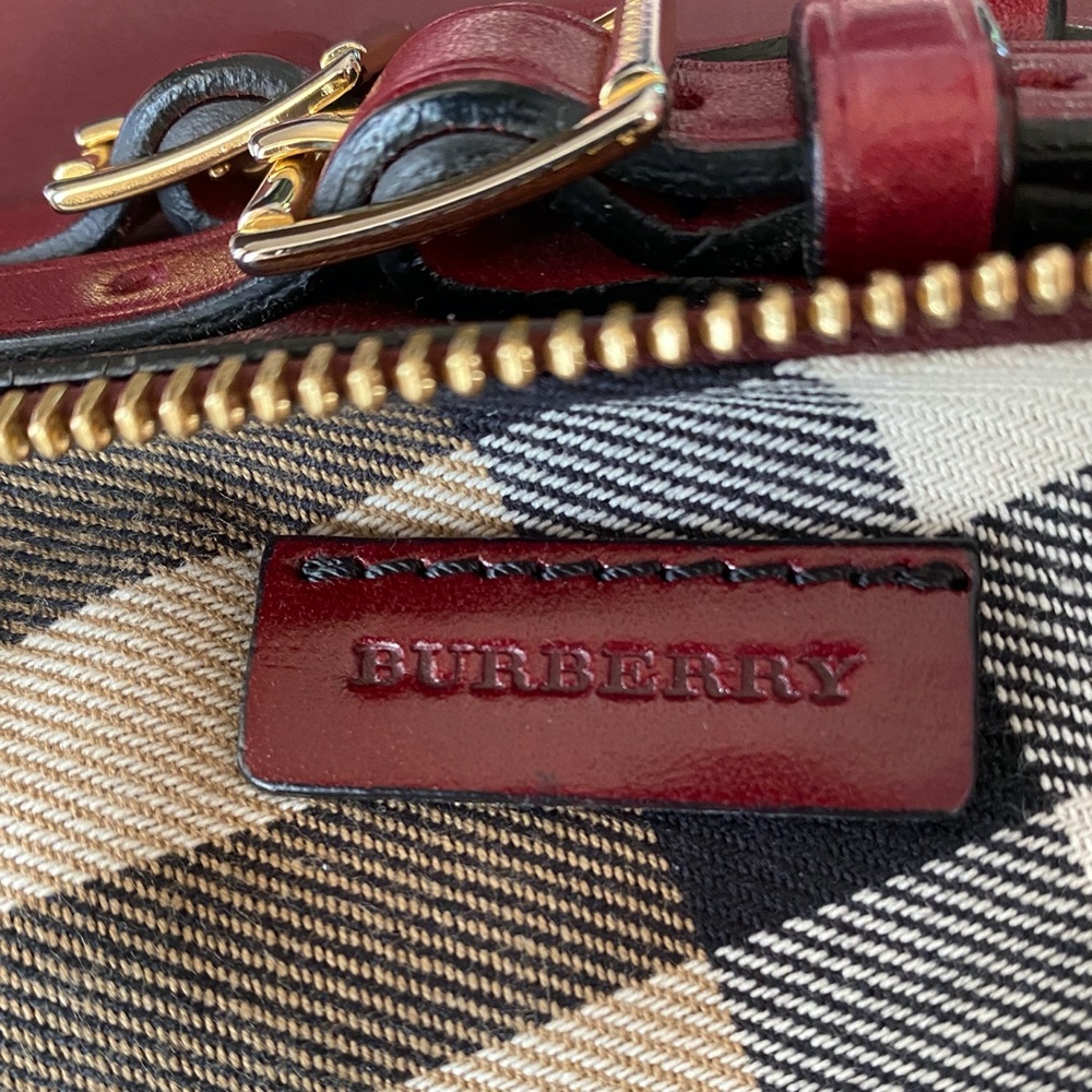 Burberry Deep Burgundy Wristlet - Picture 12 of 14